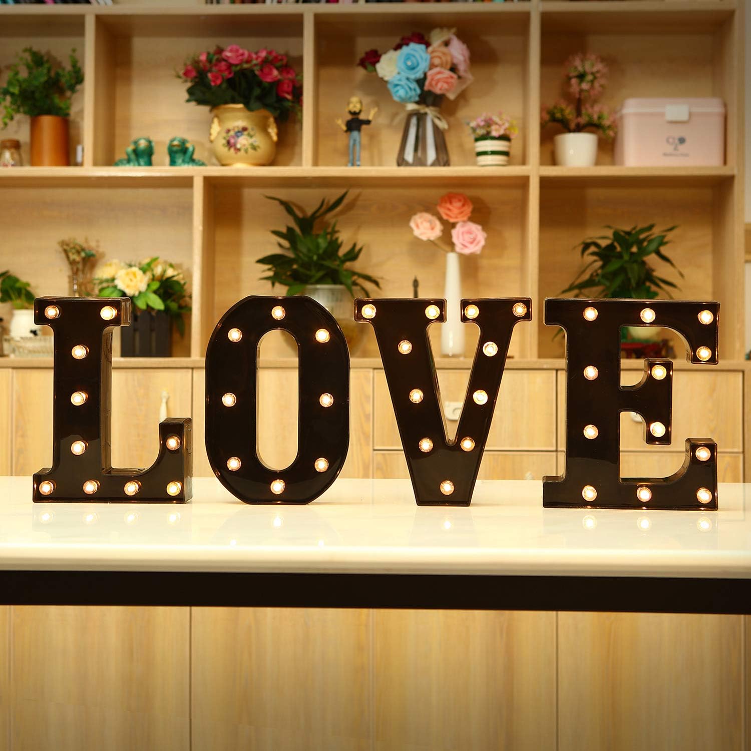 حروف وأرقام مضيئة بتقنية LED ب - مراجعة Interior Design Quotes وسعره